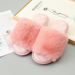 Chinelo de Pelúcia - univershope